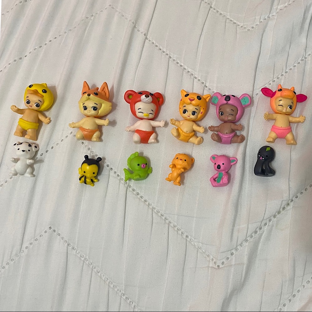 6 Twozies with 6 pets